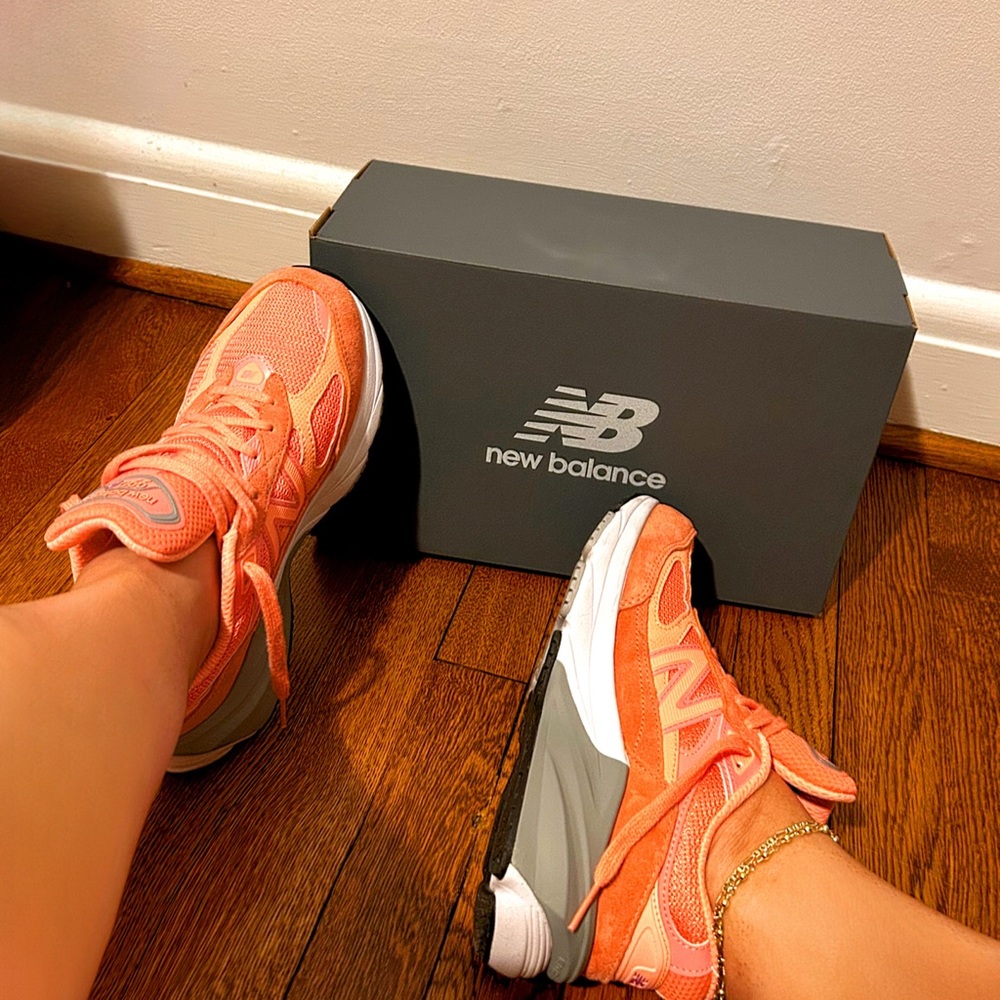 New Balance Women's Pink Sneakers